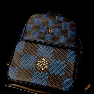 Brand new barley used just want it off my hands there no rips or tears